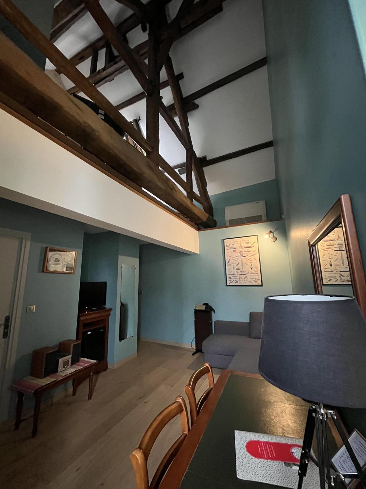 Auberge Du Manet Монтиньи-ле-Бретонё Экстерьер фото