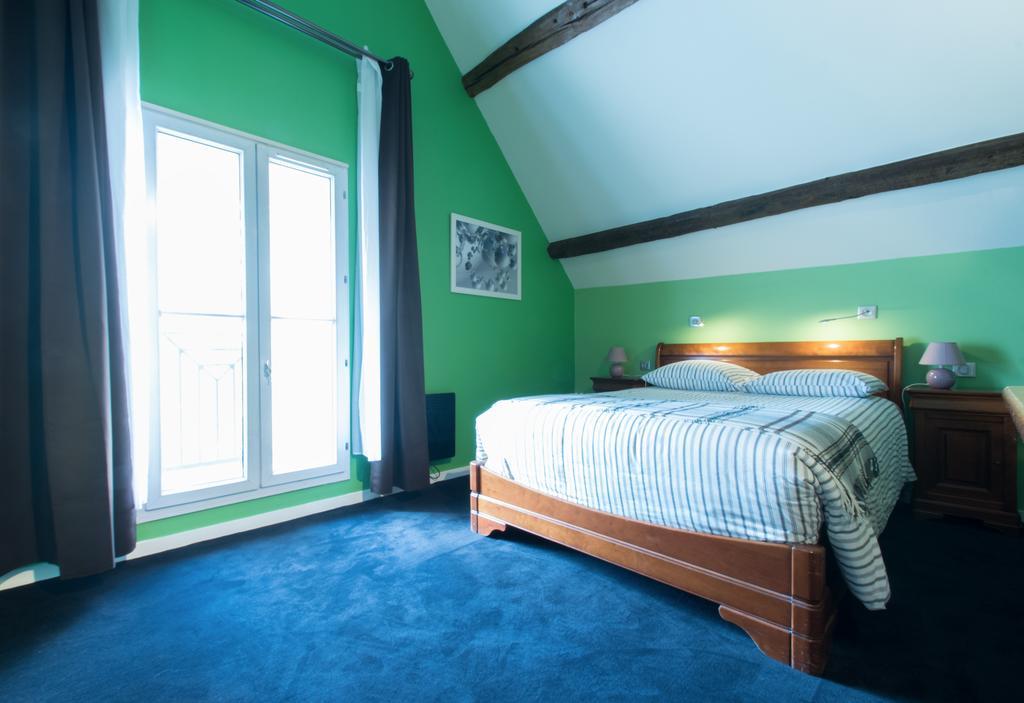 Auberge Du Manet Монтиньи-ле-Бретонё Экстерьер фото